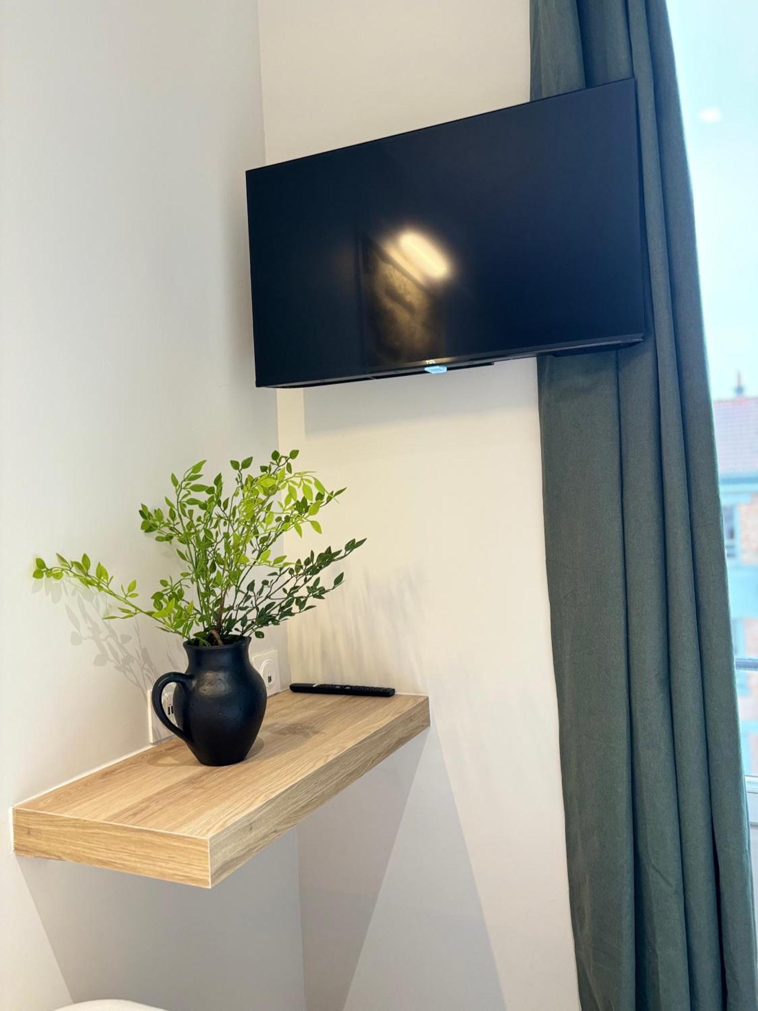 Hotel Paris Amore Paris